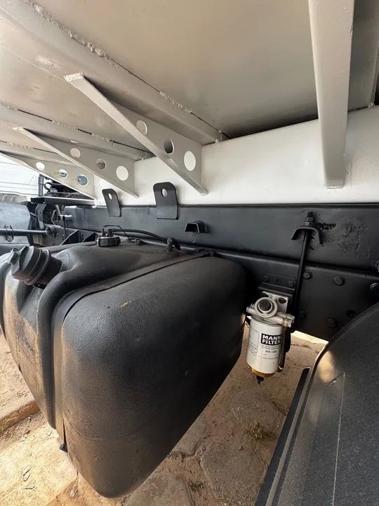 Caminhão Caçamba Modelo M. BENZ / 2726 K6X4 - Foto 6