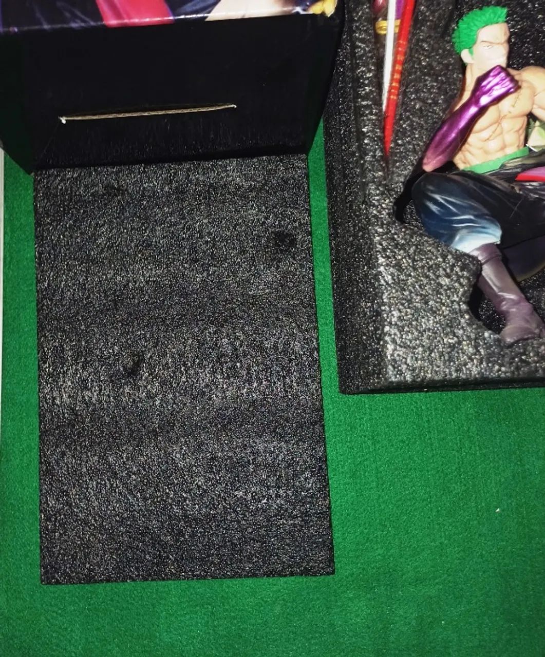 figura de anime em caixa  - Foto 5