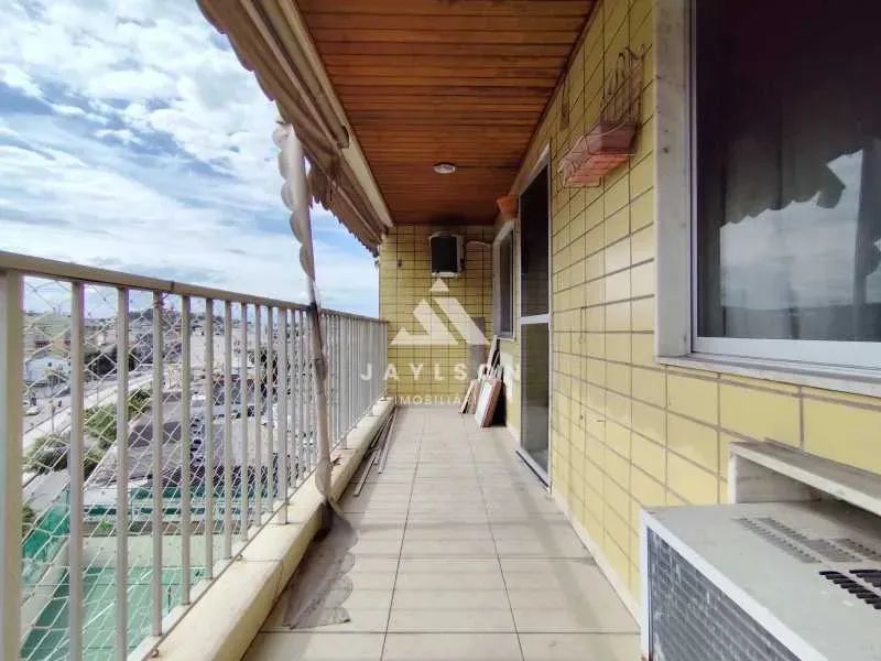 AMPLO APARTAMENTO COM VISTA LIVRE EM OTÍMA LOCAZAÇÃO , VARANDA, SUITE, NA VILA DA PENHA.