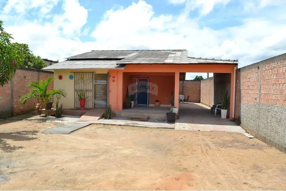 CASA NO BAIRRO OLIMPICO