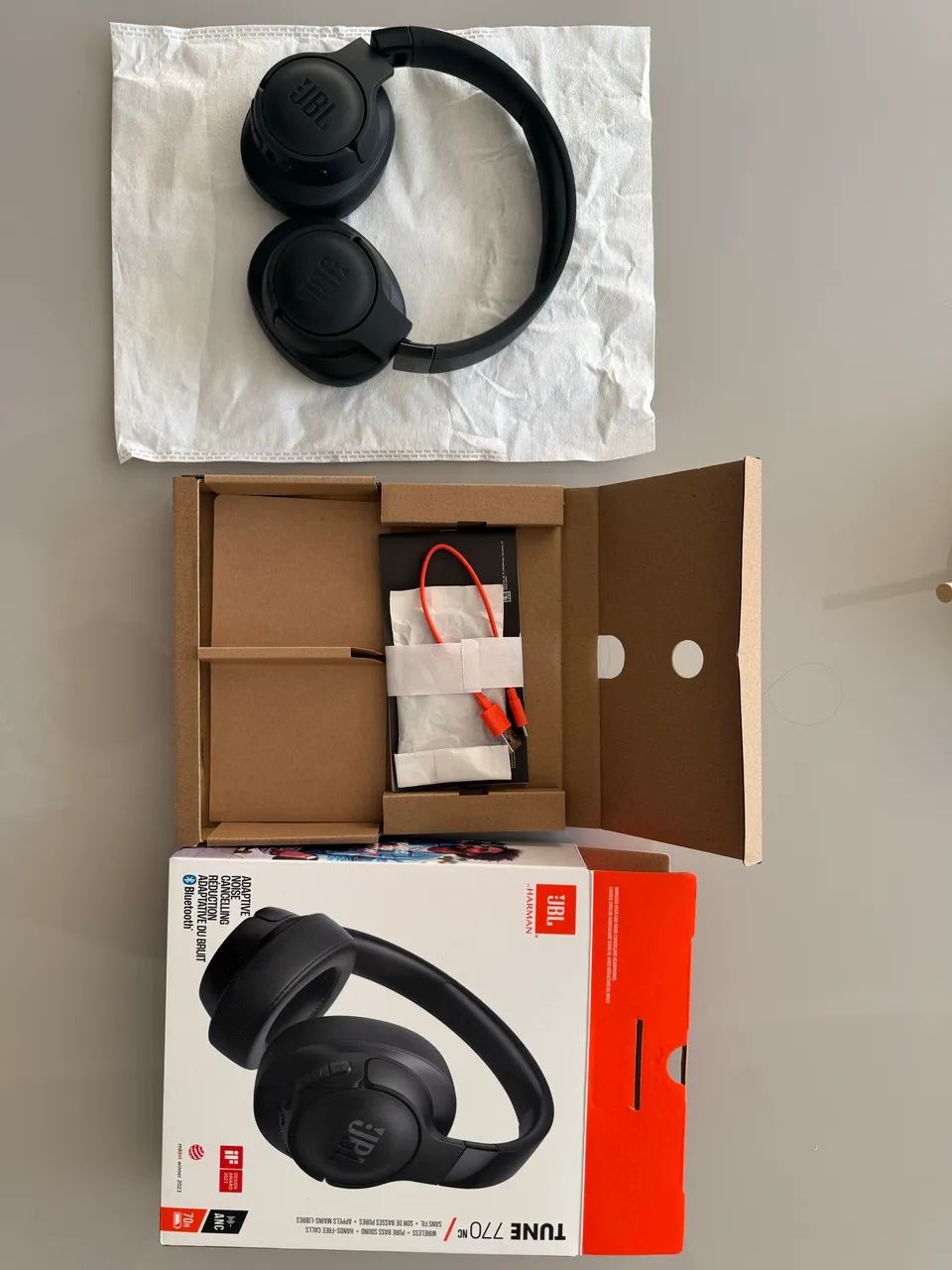 Os fones de ouvido JBL Tune 770NC    - Foto 6