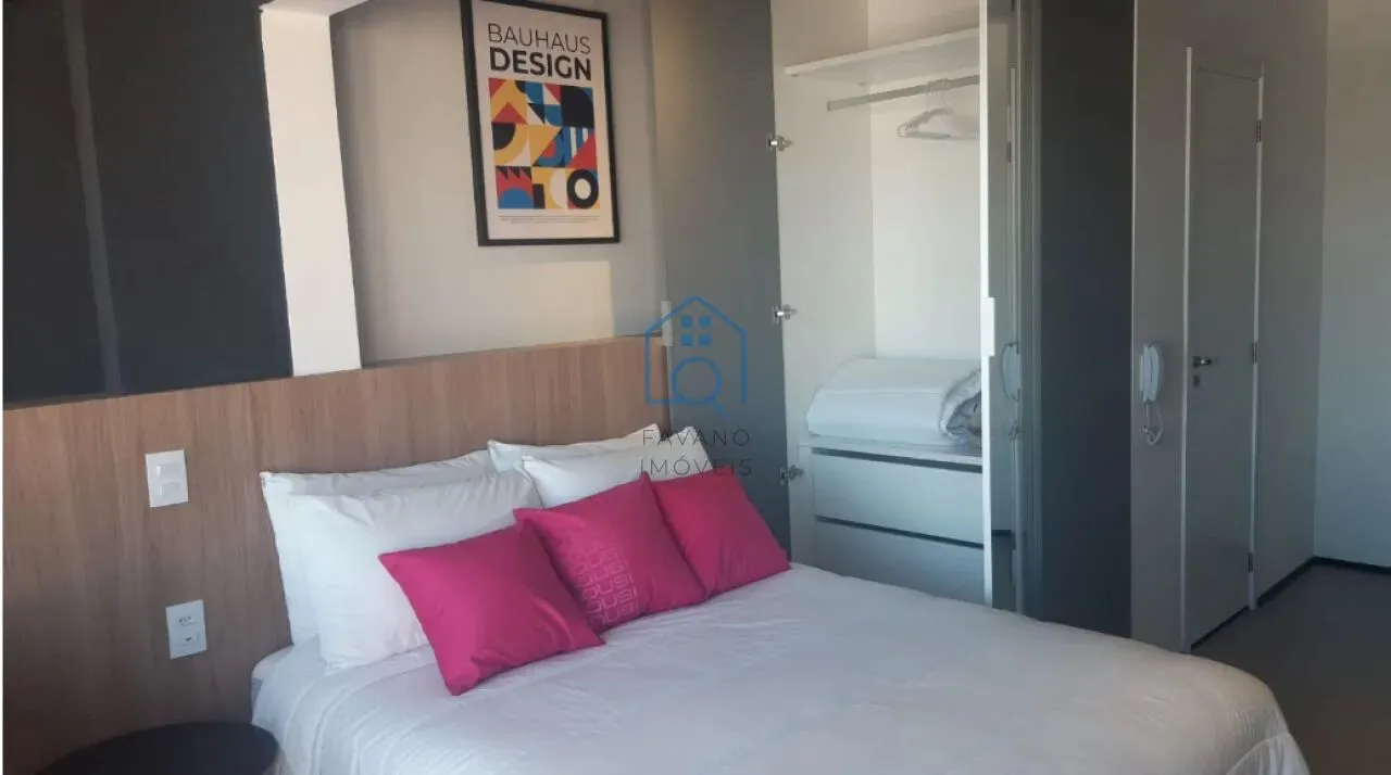 Vende-se Stúdio na Rua Augusta com 23,53m², 1 dorm, mobiliado.