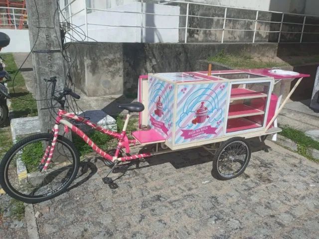 FOOD BIKE COM VITRINE E CAIXA TÉRMICA 30 LITROS + PIA E TORNEIRA(AUTOMÁTICA) - Foto 6