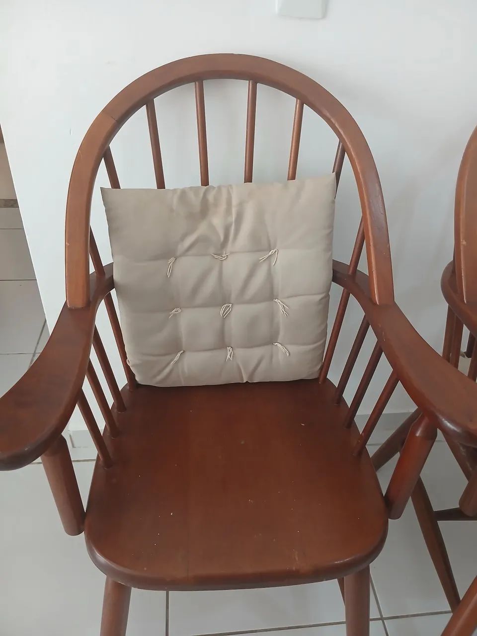 Wooden chairs64386069244418123