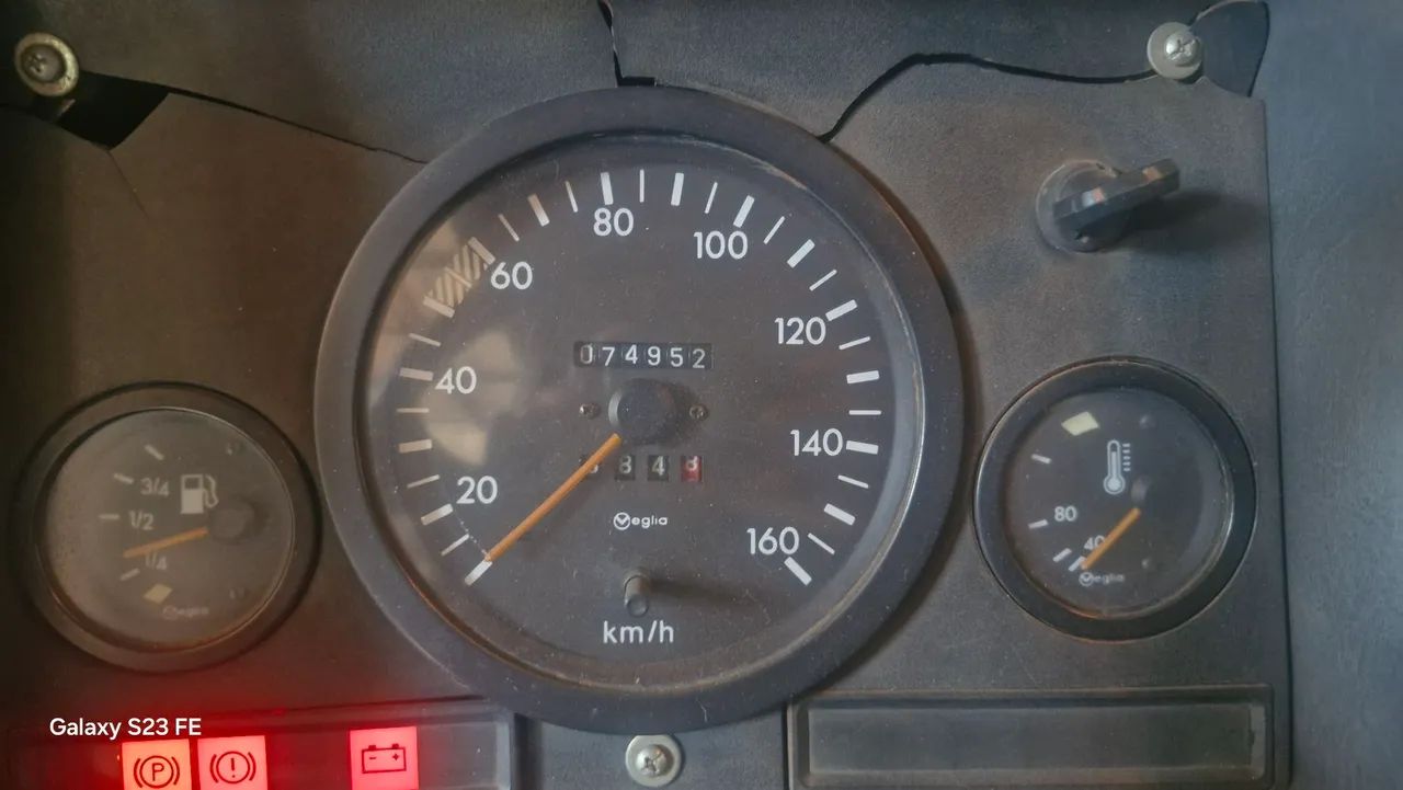 Mercedes-Benz Furgão em excelente estado  - Foto 11