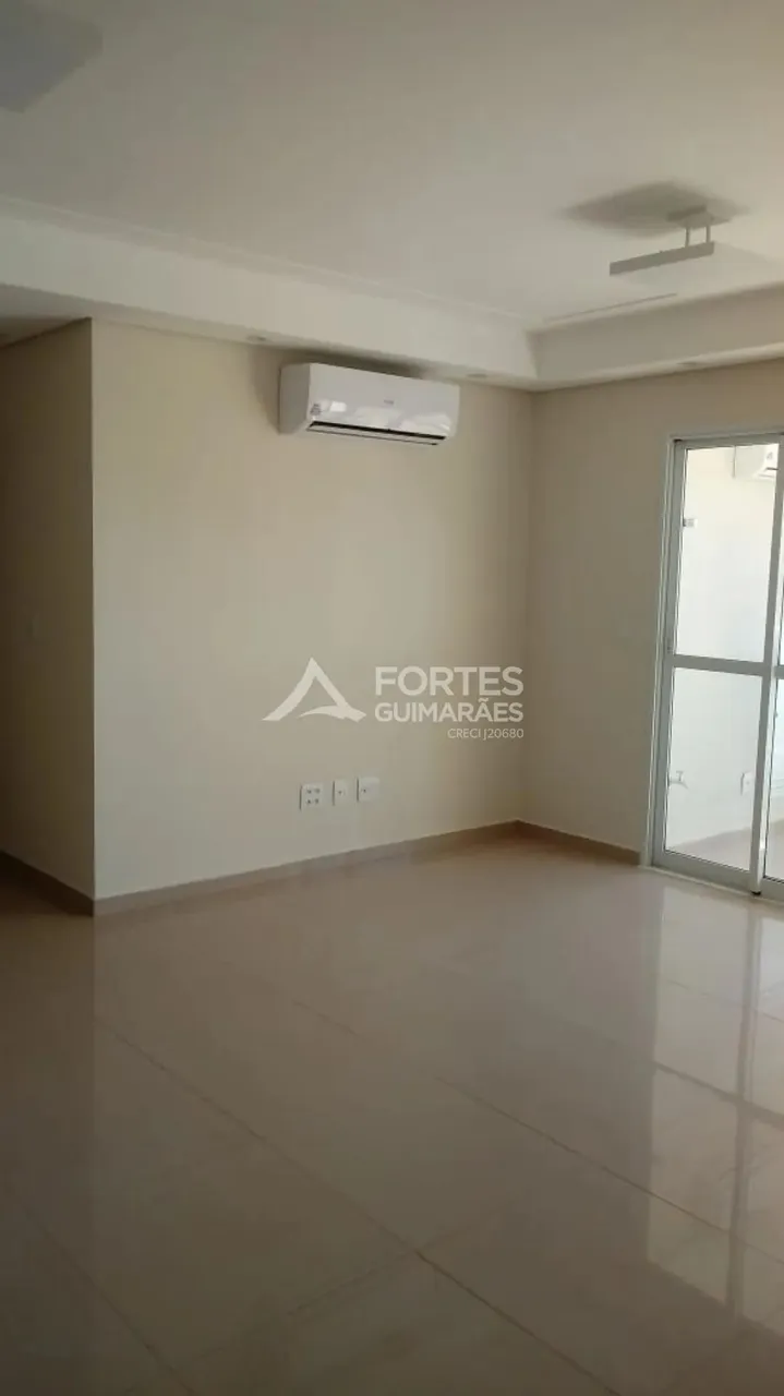 Apartamento 108m² com 3 quartos sendo 1 suíte, com armários, ventiladores de teto e 2 com 
