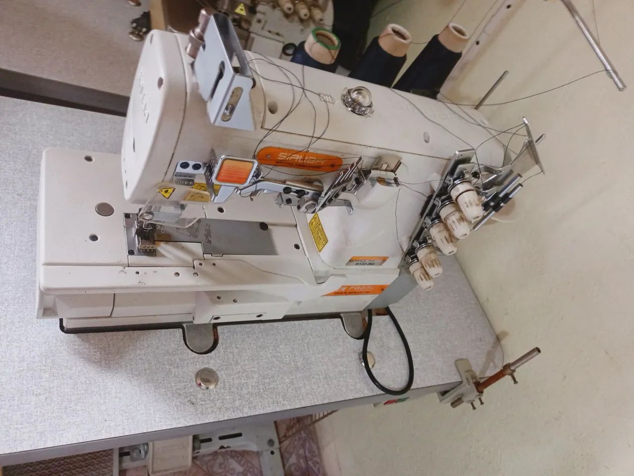 Máquina de custura  - Foto 3