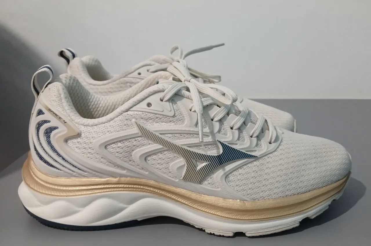 Tênis Mizuno Space 4 Feminino Branco