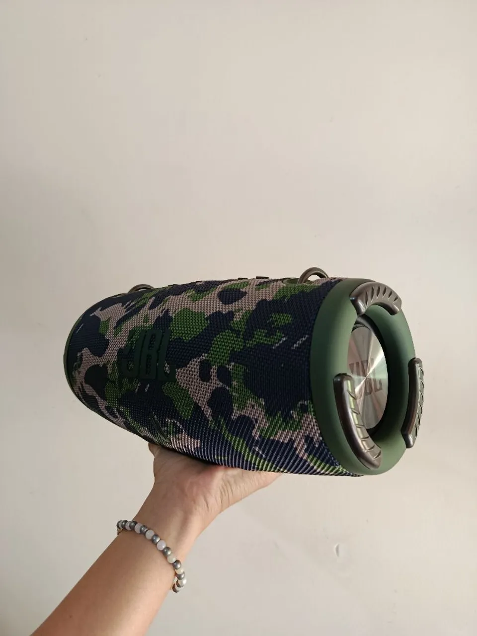 Extreme 3 com alça de fita temos camuflada e preto