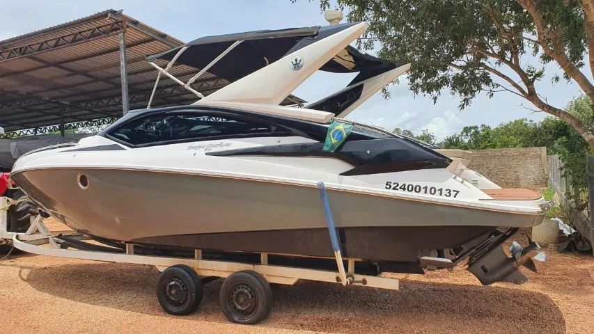 Lancha Royal Mariner 270 proa aberta Motor Volvo penta 280 2017 - Foto 2