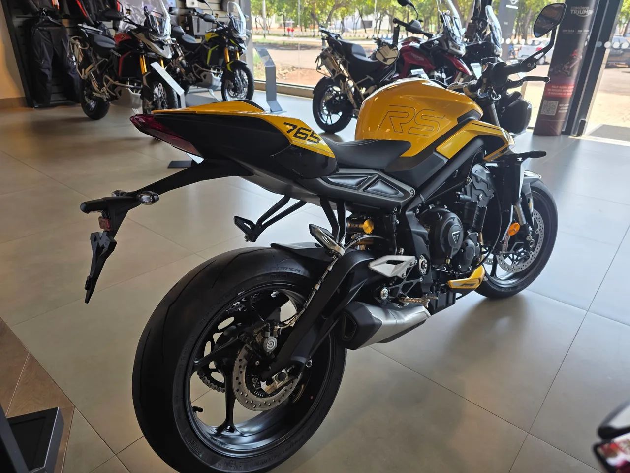 Street Triple 765 RS 0km - Foto 3