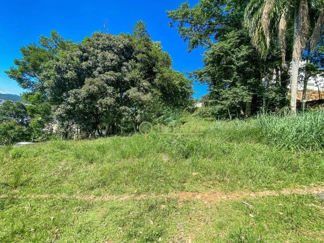 À venda em condomínio fechado no Córrego Grande. - Foto 2