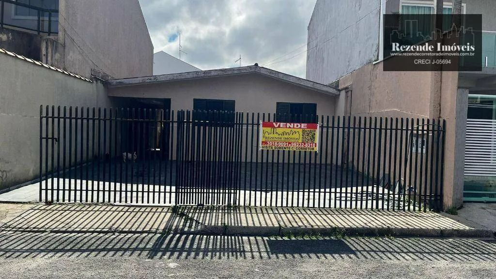 Casa 2 quartos e edicula com 1 quarto a venda em condomínio