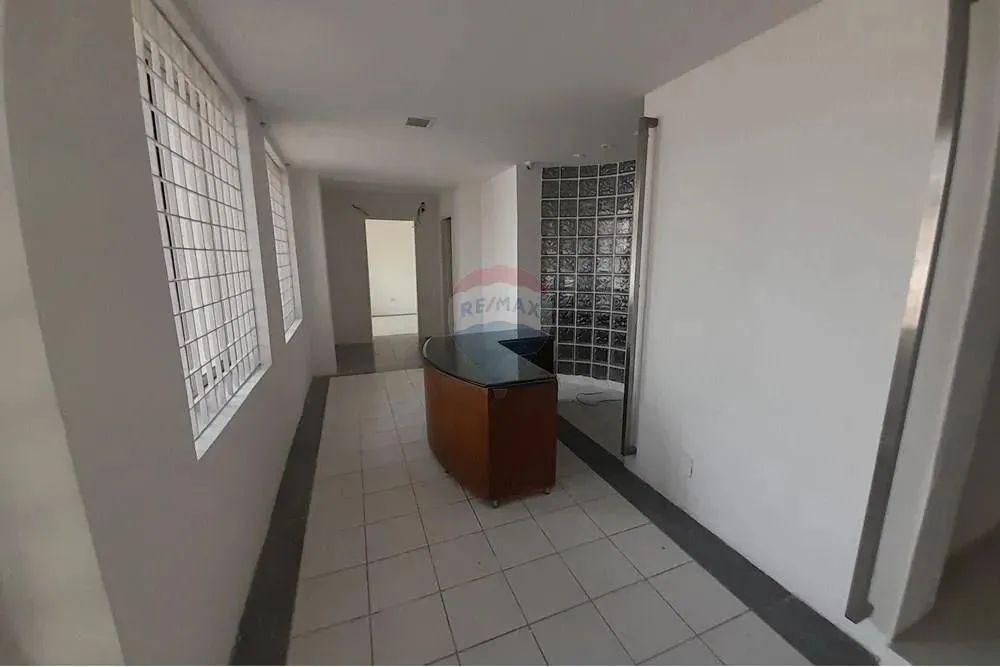 Oportunidade Imperdível: Imóvel Comercial Reformado - Foto 2