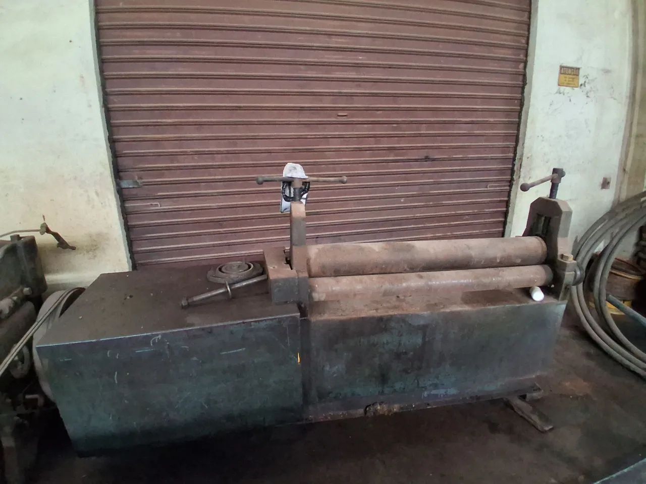 Calandra industrial metalurgica , serralheria 