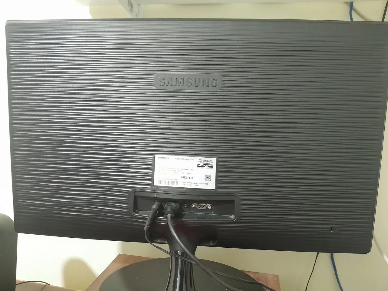 Monitor Samsung com defeito na tela417561993157038081