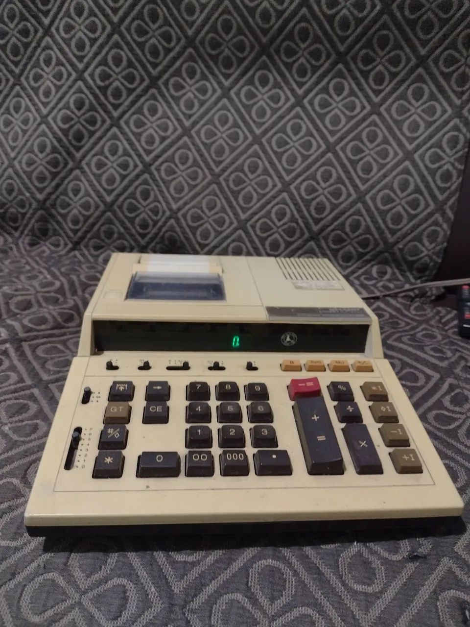 Calculadora Elétrica Antiga SHARP 