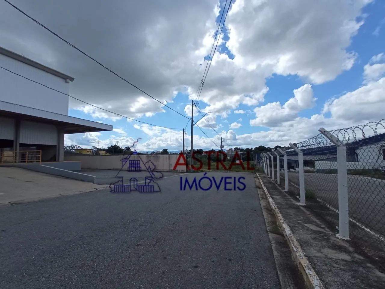 Galpão aluguel possui 1150 m² terreno 2.000 para venda: Galpão 1.150 terreno 20.000 m² - Foto 9