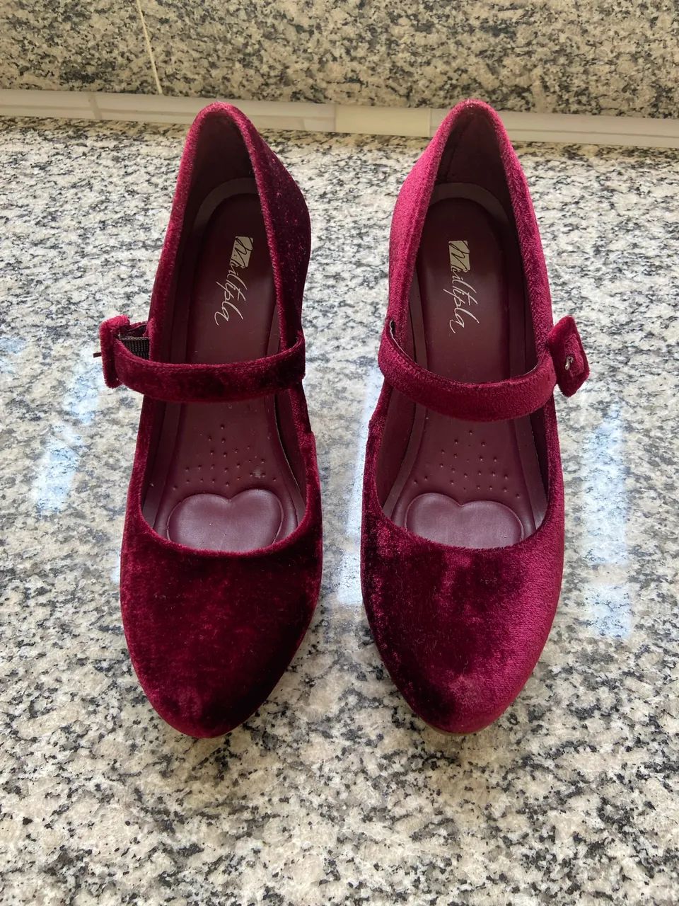 Scarpin de veludo vinho usado número 36 - Foto 3