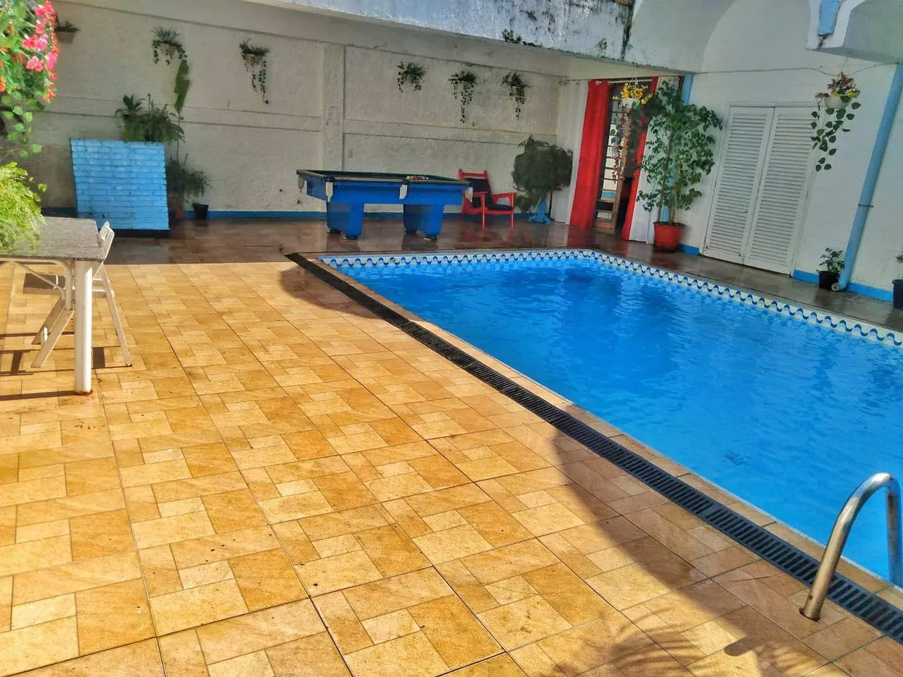 Casa livre   A 280mt praia e piscina grande