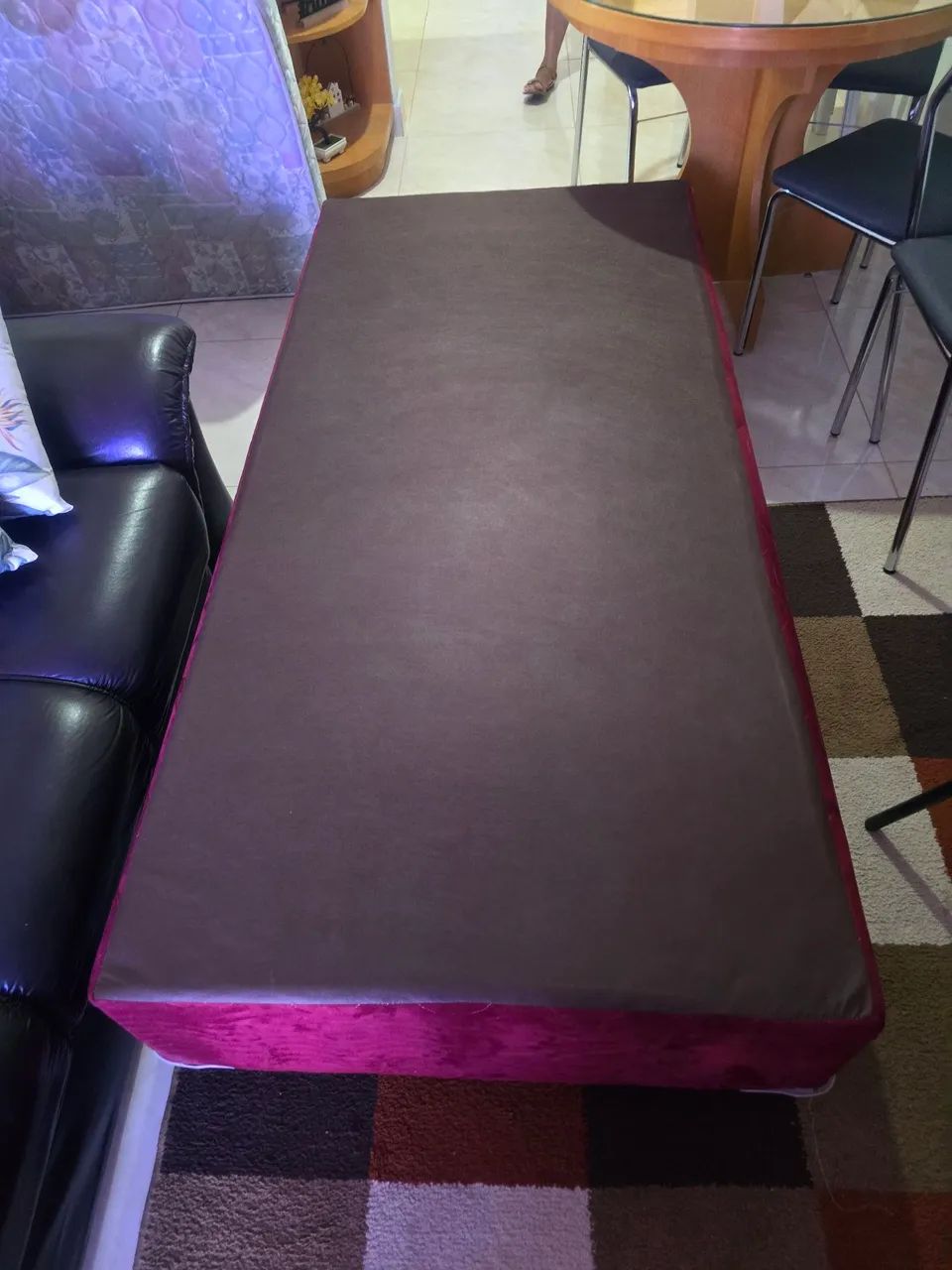 Vendo  Cama ? Box  Solteiro  com Colchão 