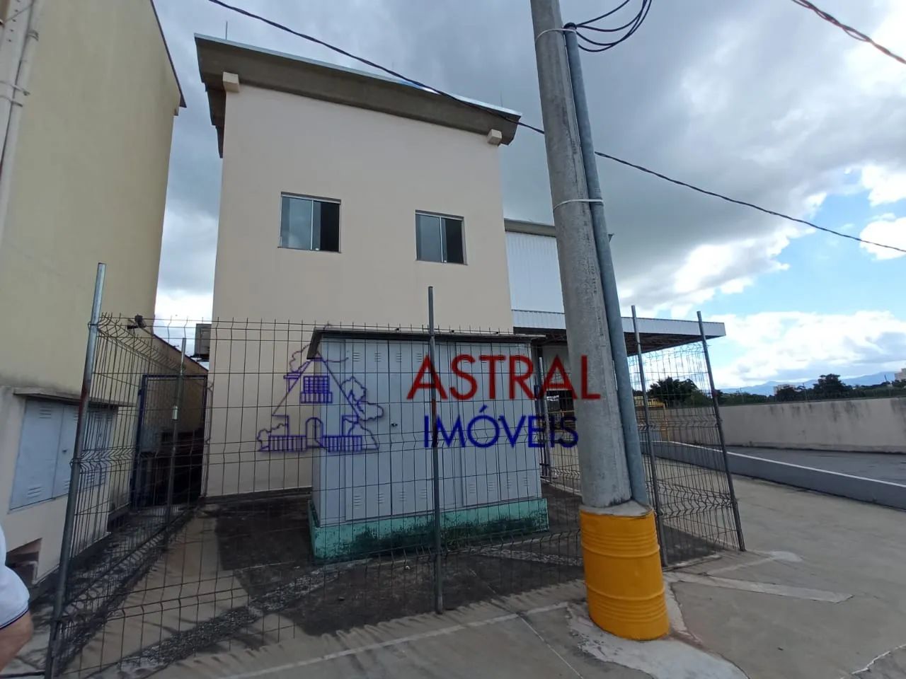 Galpão aluguel possui 1150 m² terreno 2.000 para venda: Galpão 1.150 terreno 20.000 m² - Foto 2