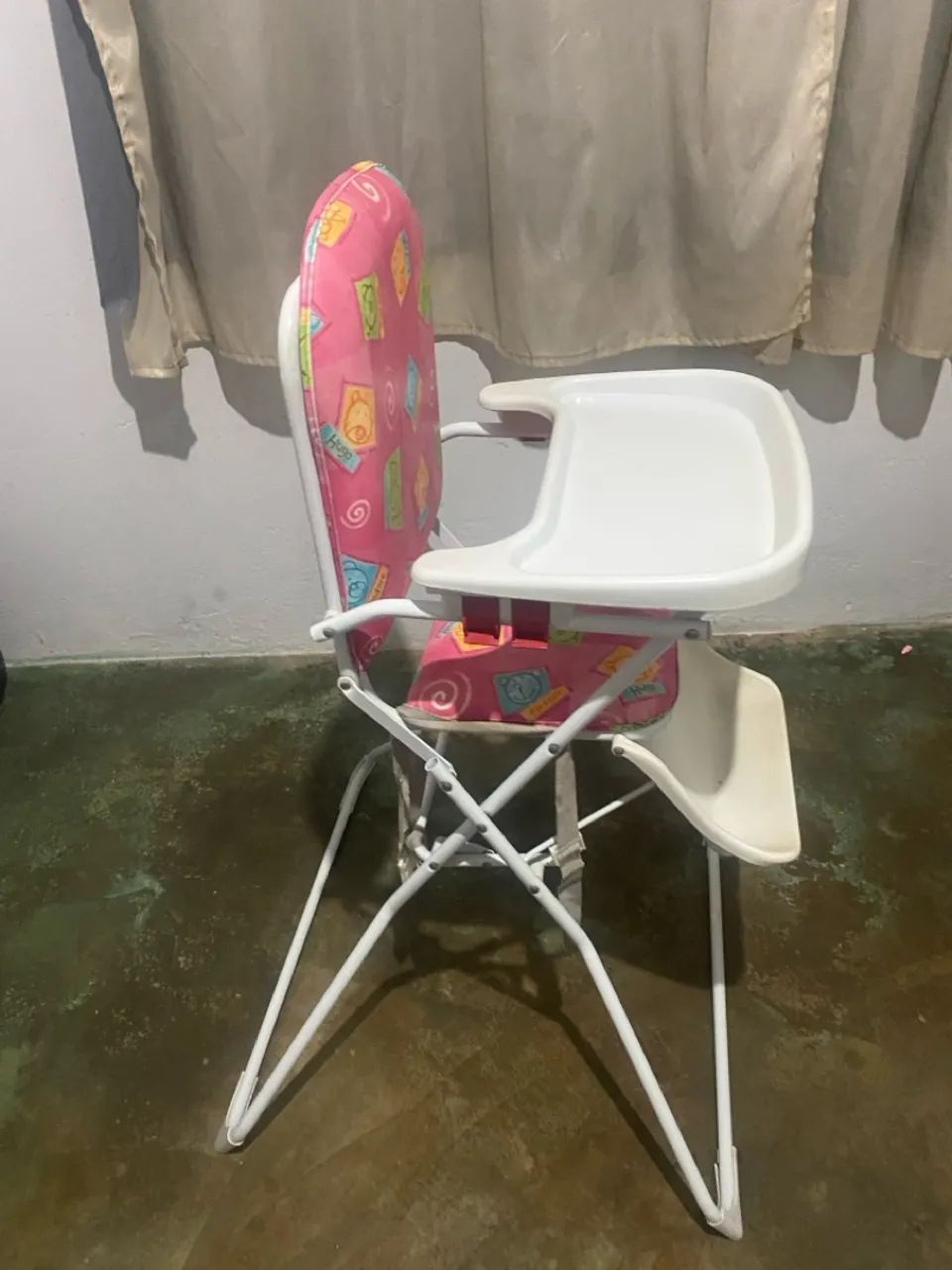Cadeirinha de papinha rosa - Foto 2