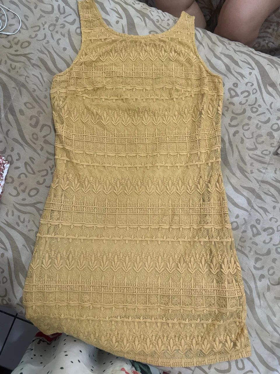 Vestido renda forever 21 