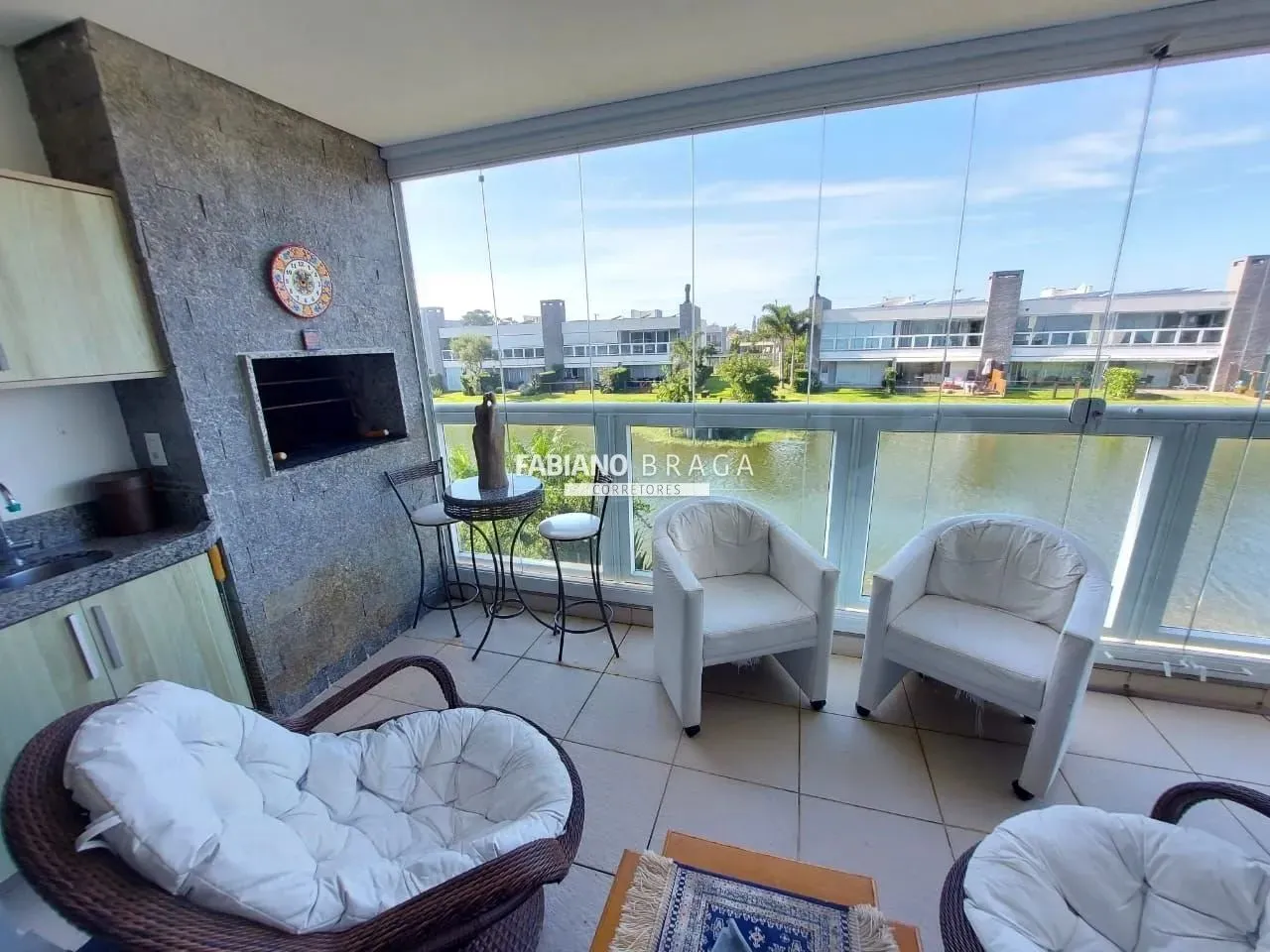 Lindo apartamento à venda no Rossi Atlântida
