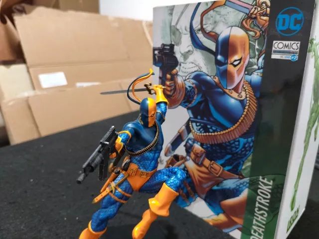 Estátua Iron Studios Art Scale 1/10 - Deathstroke (DC) by Ivan Reis - Foto 3
