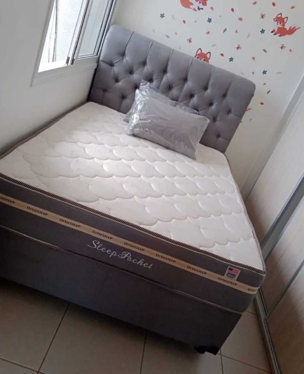 Cama casal com travesseiro grátis 