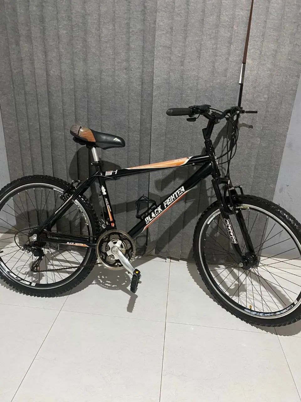 Bicicleta Black Fighter