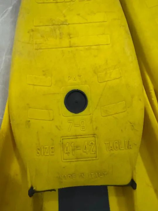 Par de nadadeiras Cressi para mergulho - Foto 2