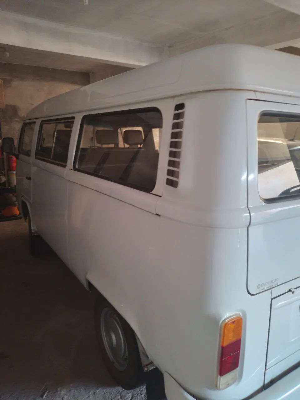 Vendo  kombi   - Foto 5