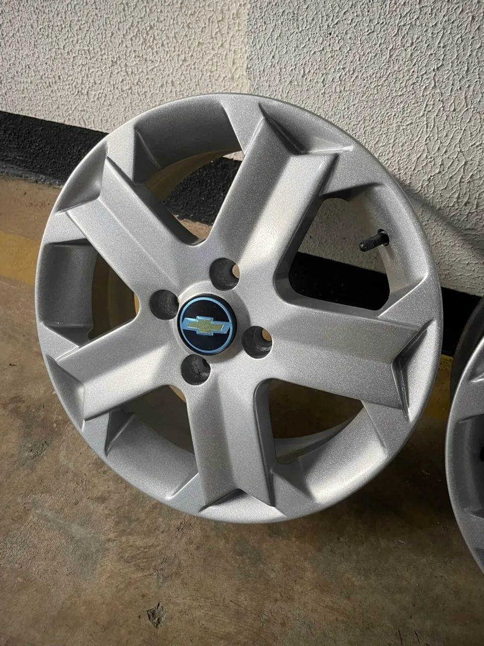 Rodas de liga leve aro 15 Montana/Agile Sport 