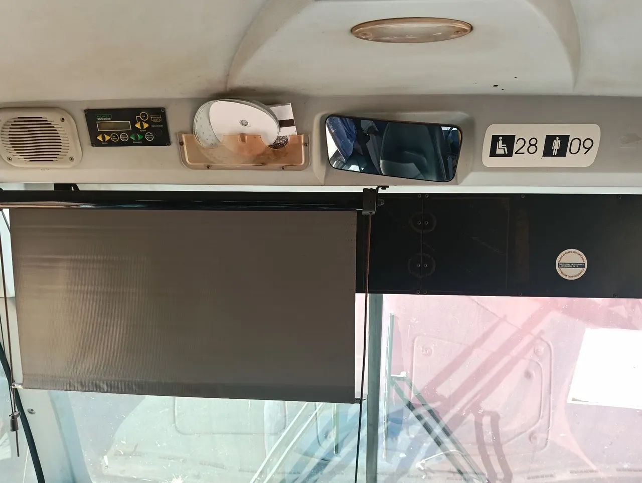 Micro ônibus sênior Mercedes LO915 - Foto 11