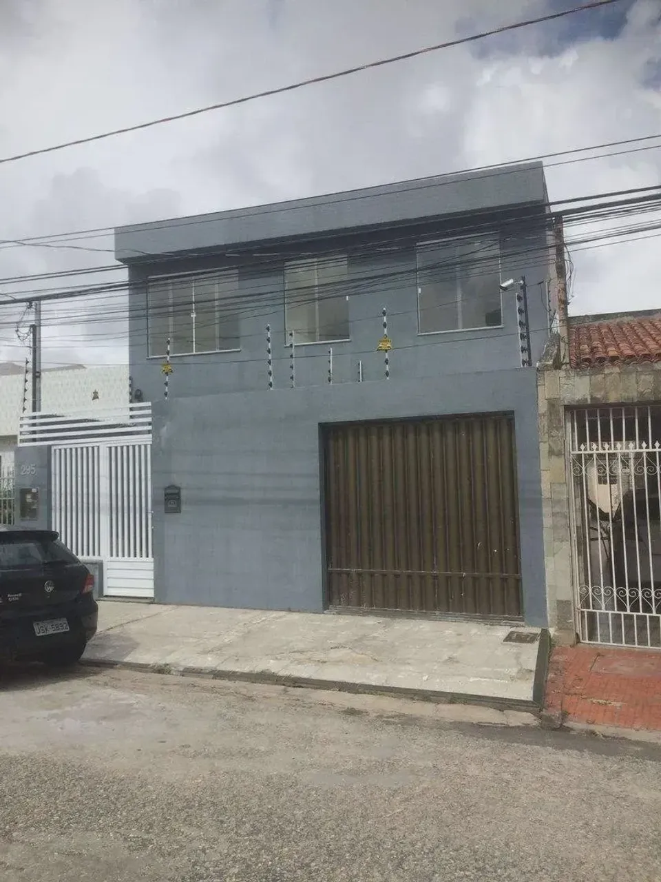 Comercial para locação em rua pública, 200m², 6 quartos, 1 banheiros, GETÚLIO VARGAS, Arac