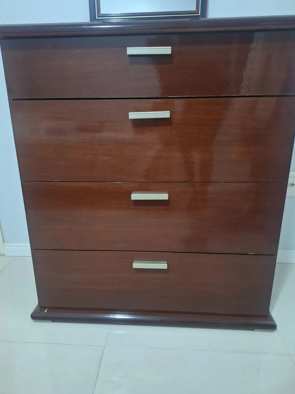 Quarto de Madeira completo