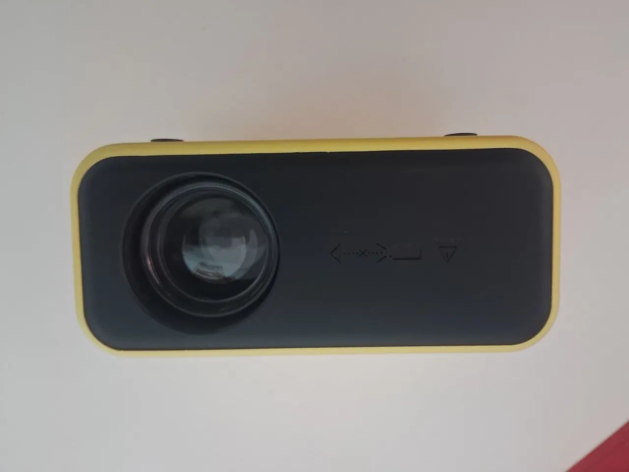Mini projetor home cinema