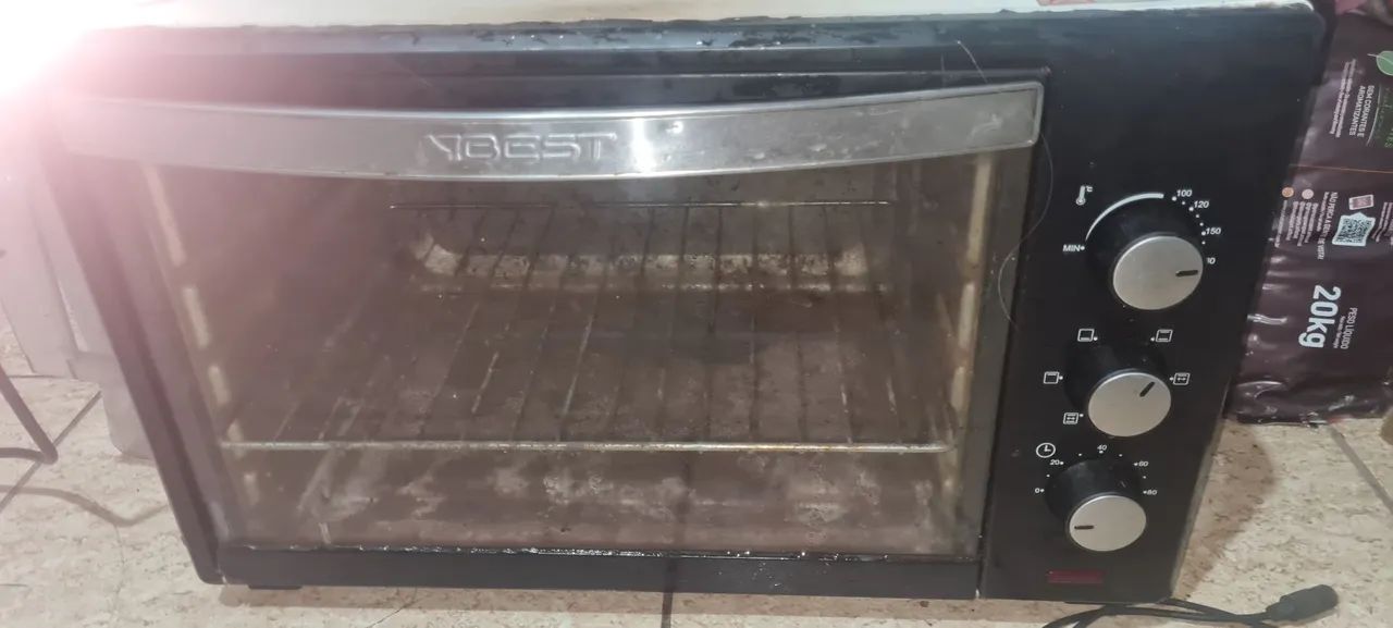 Forno Elétrico Best 46 litros com defeito 