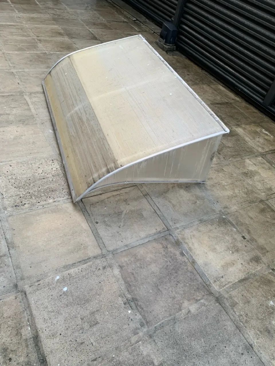 Toldo de alumínio e policarbonato - 1,00m x 1,50m - Foto 2