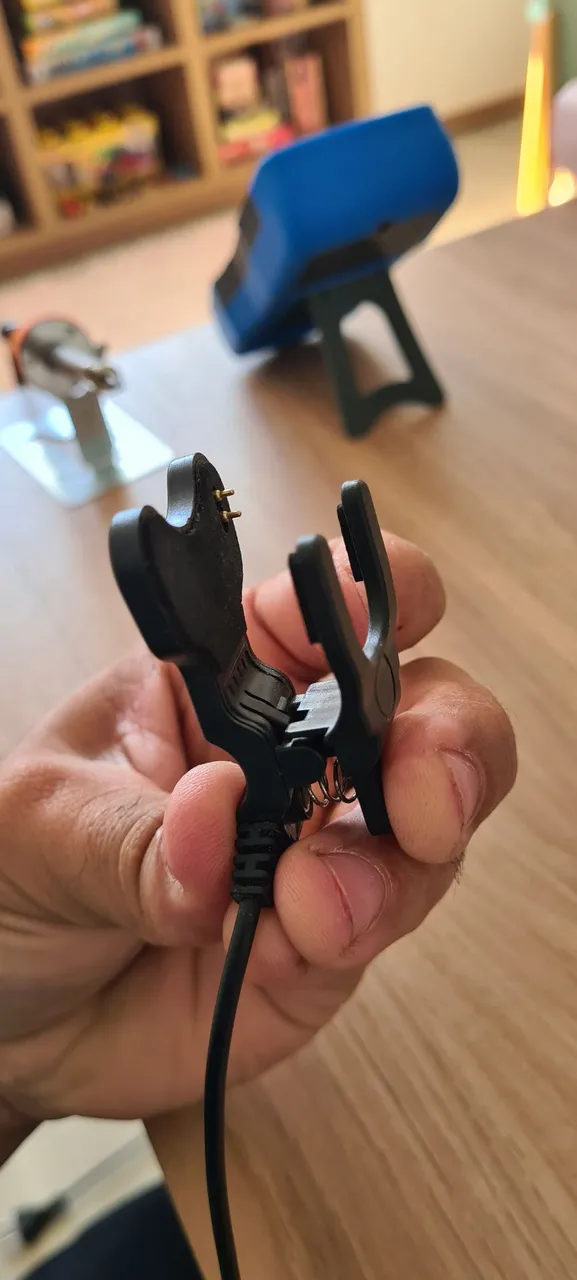 Carregador com Clip para Smartwatch