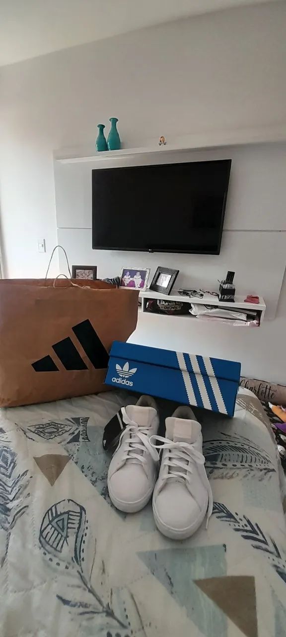 Tenis adidas