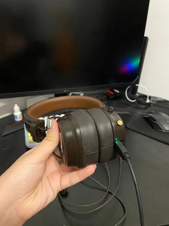 Fone de ouvido over-ear sem fio Marshall Bluetooth Major IV marrom - Foto 3