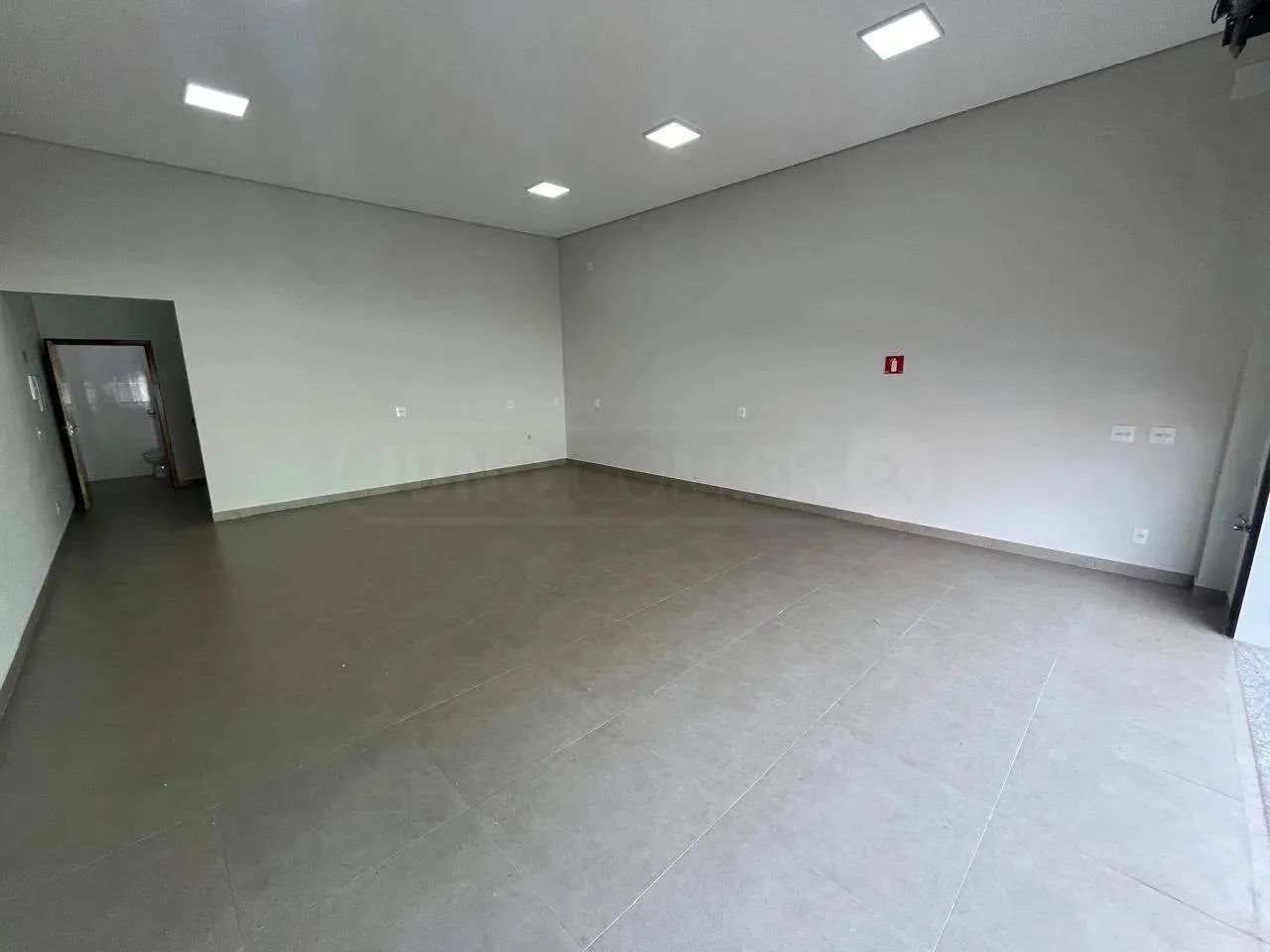Salão para aluguel, Centro - Rio das Pedras/SP - Foto 5