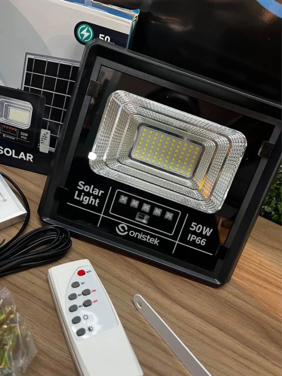 Refletor Solar 50W com Placa Solar - Onistek  - Foto 3