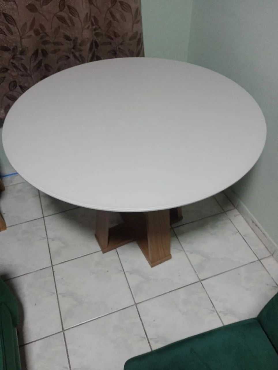 Mesa de jantar com 4 cadeiras 64231833967619121