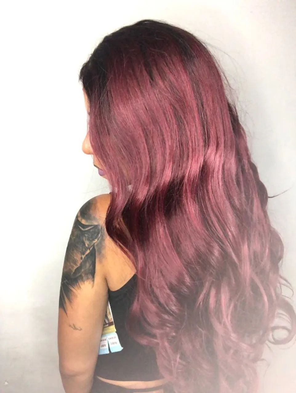 peruca lace front ondulada vermelha 75 cm - Foto 4