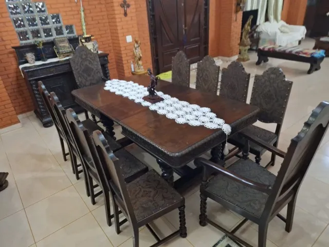 Mesa de Jantar em Madeira Jacaranda