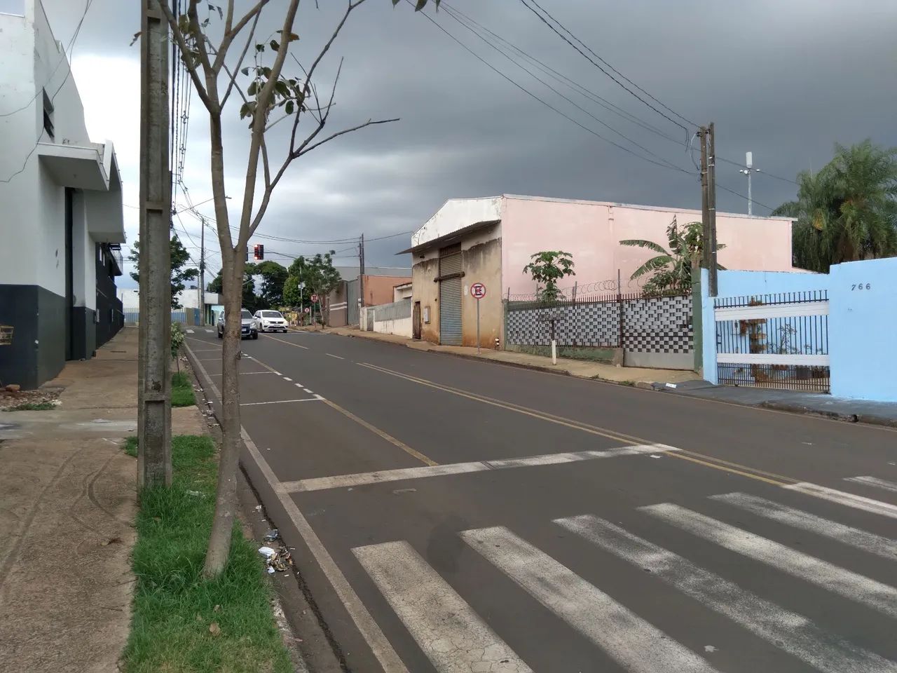 Barracão 175M na avenida Cuiabá- sarandi - Foto 2
